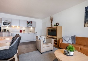 Spacious and very nice flat, very centrally located