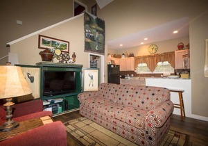 Spacious Family Home w/ Golf Course Views, Grill, & High-Speed Internet