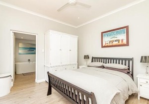 Spacious Guest Apartment in Rondebosch