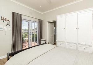 Spacious Guest Apartment in Rondebosch