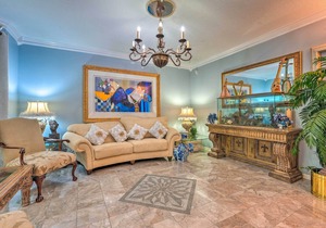 Spacious Memphis Home < 3 Mi to Graceland!