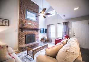 Spacious Patio Home w/shared pool + FREE DAILY ACTIVITIES!!!