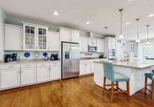 Spacious townhouse near Bethany Beach with community pool, patio, & firepit