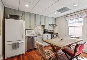 Spacious, Upscale MidCity 4br- Close to Everything