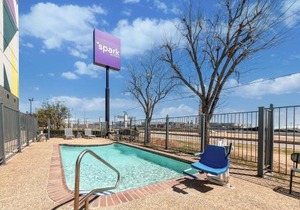 Spark by Hilton Selma