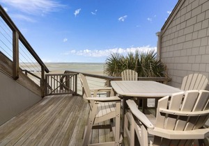 Spectacular Oceanfront Condo ~ Excellent Location!