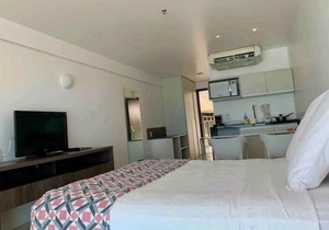 Spectacular seafront apartment in the ritz suites hotel