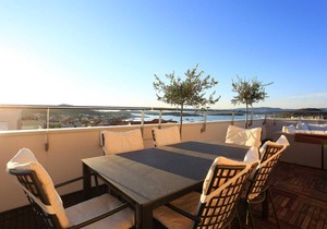 Spectacular Villa Art Gallery