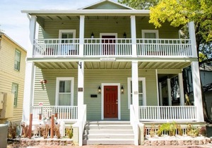 St. Augustine Gem Apartment Walk to Attractions