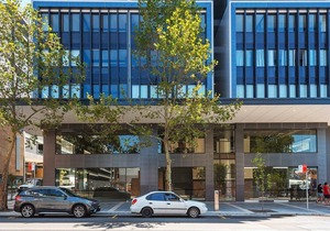 St Leonards- ALBN2 Albany Street - Relaxed Crows Nest Apartment with Winter Garden, Rooftop Cafes Nearb