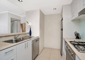 St Leonards- L1101 Atchison Street - Bright 2BR Near St Leonards Station | Walk to Cafes Shops