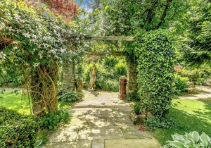 Stable Cottage - E5118