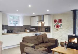 Stable Cottage - W42502