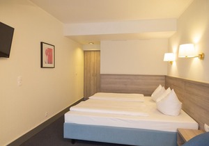 Standard Doppelzimmer - DAS Ebertor Hotel & Hostel