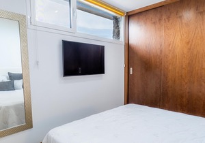 Stay Moments B - Sofia