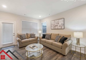 StaysByWalker 2BR TownHome | King Beds/Fenced Yard