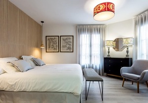 Steps away from the Maestranza bull ring is this 85 m2 two-bedroom apartment