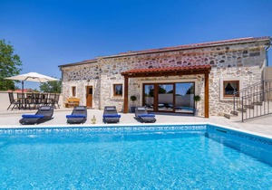 Stone Villa Miandri