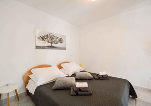 Studio 150 m from the beach