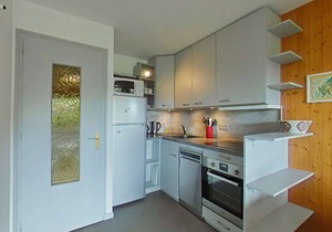 Studio for 4 near slopes with parking and ski locker