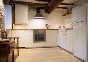 Studio in La Marina, in the most beautiful square in Hondarribia, 200 m from the sea.