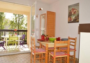 Studio lumineux avec loggia, parking privé et à deux pas de la mer - Saint-Cyprien - FR-1-225D-147