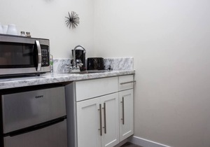 Studio with Large Balcony- San Diego Gateway