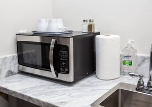 Studio with Large Balcony- San Diego Gateway