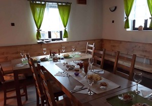 Studio with private garden and indoor pool