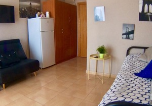 Studio with spectacular sea views at 200m. of the beach