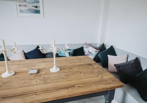 Stunning 5 bedroom period property by the sea