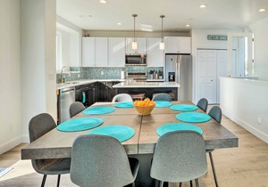 Stunning Getaway < 1 Mi to Grover Beach!