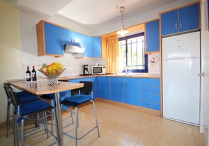 Stunning holiday cottage in the south of Gran Canaria with a garden and communal swimming pool