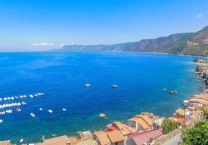 Stunning Home In Palmi With Wifi