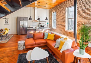 Stunning, Spacious, Stylish Loft off of Broughton Street by Lucky Savannah