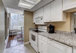 Stunning Two-Story Condo with Private Balcony, Free WiFi, Pool & Washer/Dryer