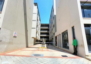 Stylish 2-bed in Urban Park, Umhlanga