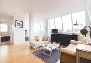 Stylish 2 Bed w/Private Roof Terrace in Canonbury