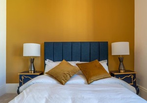 Stylish Beachfront Apartment, Sweeping Ocean Views and Luxury Touches