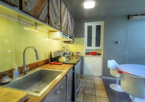Stylish Modern Mountain Views in Downtown ASPEN CORE w/Free Wifi and Hot Tub Great Location!
