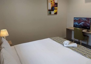 Stylish studio in Windsor, Brisbane