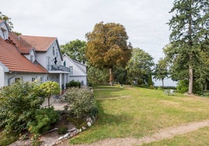 Stylish vacation apartment in a manor house on Lake Plau