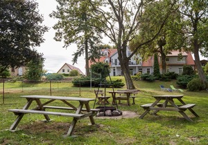 Stylish vacation apartment in a manor house on Lake Plau