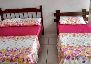 Suíte 2 com piscina e wi-fi em Caraguatatuba