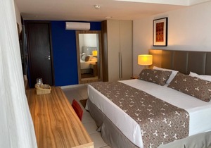 SUITE WITH BALCONY PANORAMIC VIEW - HIGH FLOOR