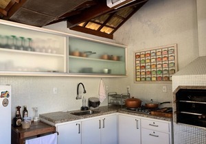 Super nice house in Busca Vida, 50m from the beach!