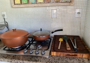 Super nice house in Busca Vida, 50m from the beach!