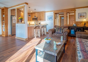 SV109 - Walk to Lifts & Town - Hot Tub & Pool