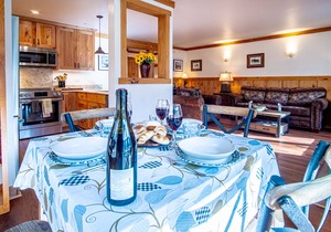 SV109 - Walk to Lifts & Town - Hot Tub & Pool