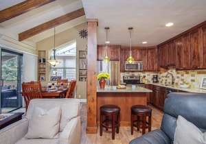 SV140 - Walk to Lifts & Town - Hot Tub & Pool